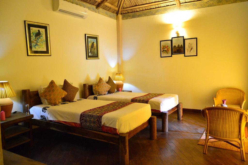 Temple Tiger Green Jungle Resort Kawasoti Rum bild